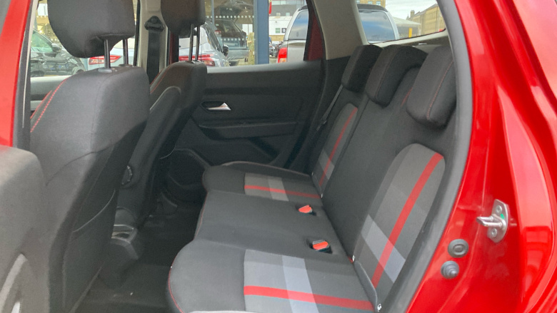 Dacia Duster 1.3 TCe 130 Techroad 5dr Petrol Estate